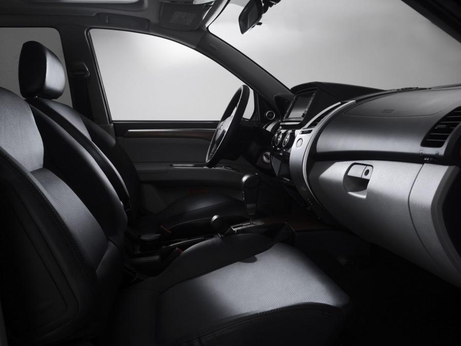  Mitsubishi Pajero Sport 2008 года  (фото 21 из 25)